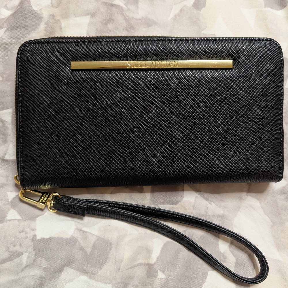 Steve Madden Black Wristlet Wallet with Gold Accent